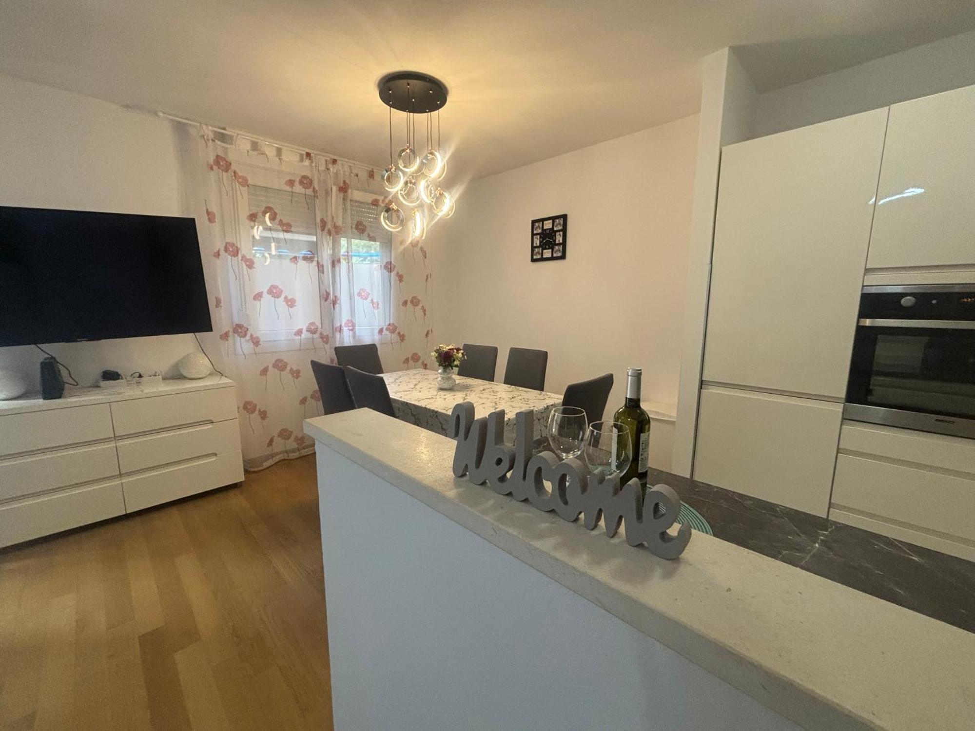 Apartment Dalmatinos Split Znjan Dış mekan fotoğraf